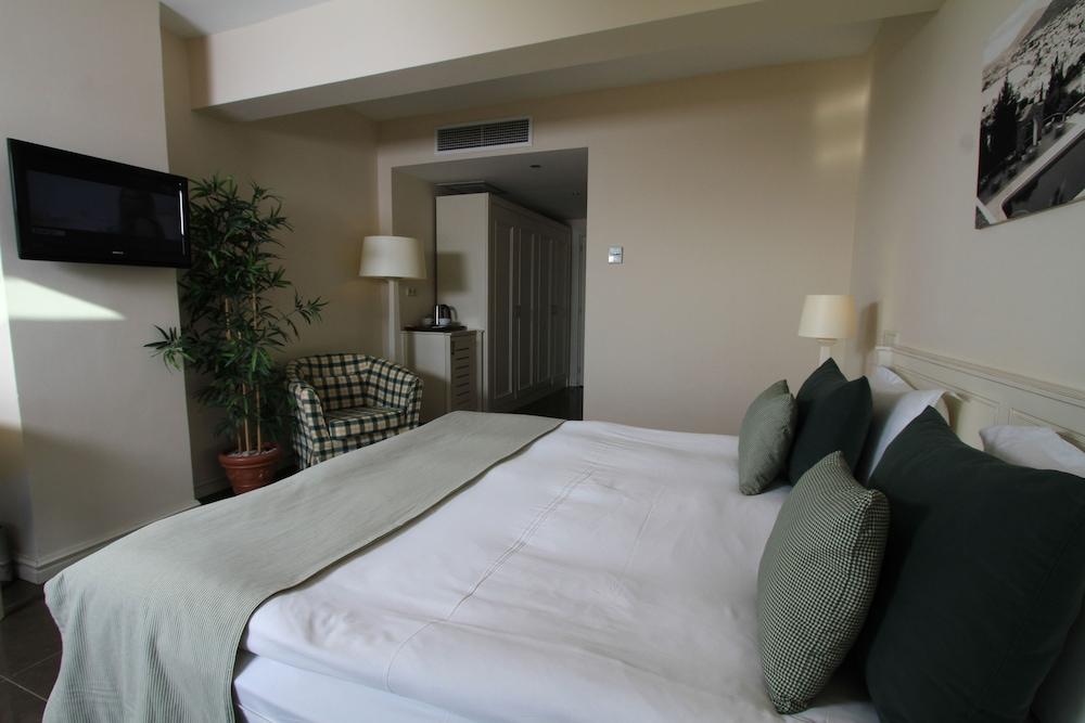 Manastir Hotel & Suites Bodrum Exteriör bild