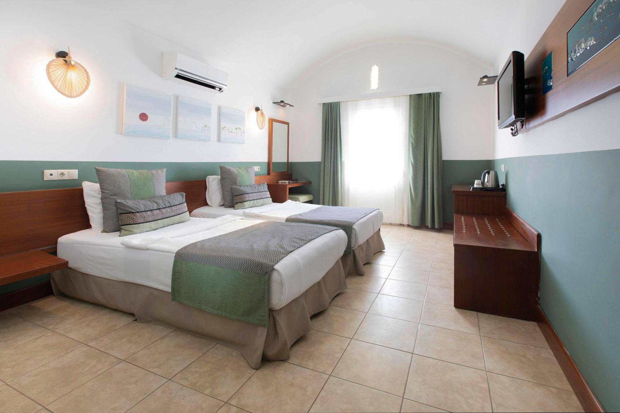 Manastir Hotel & Suites Bodrum Exteriör bild