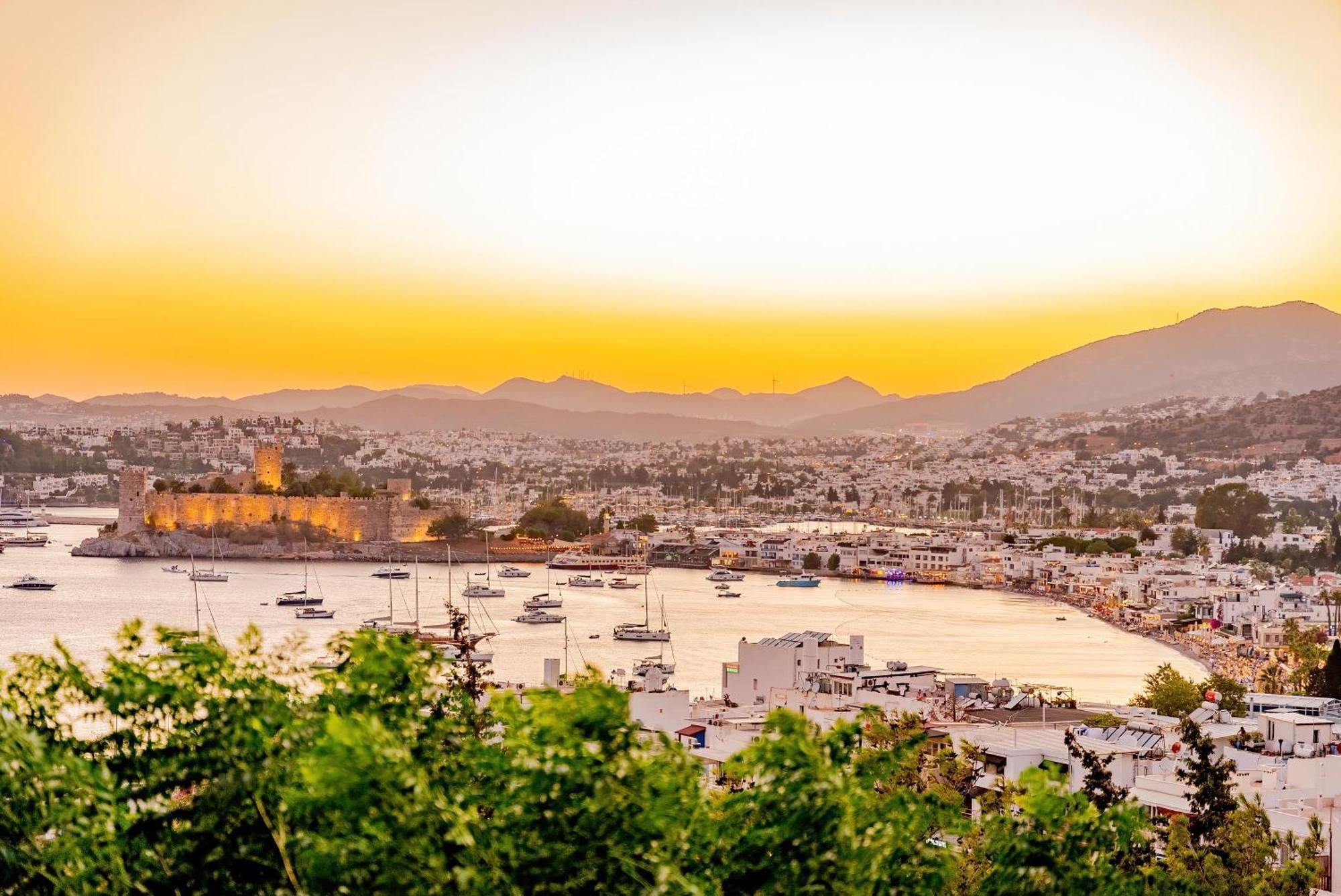 Manastir Hotel & Suites Bodrum Exteriör bild