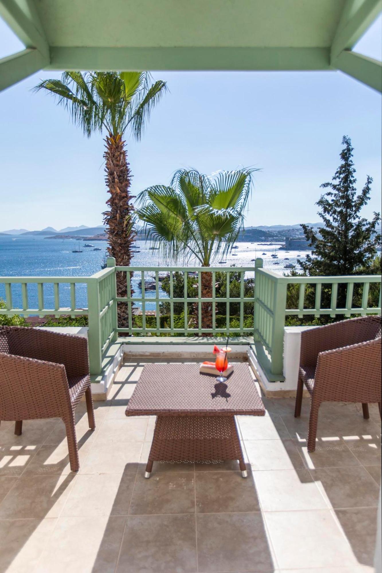 Manastir Hotel & Suites Bodrum Exteriör bild