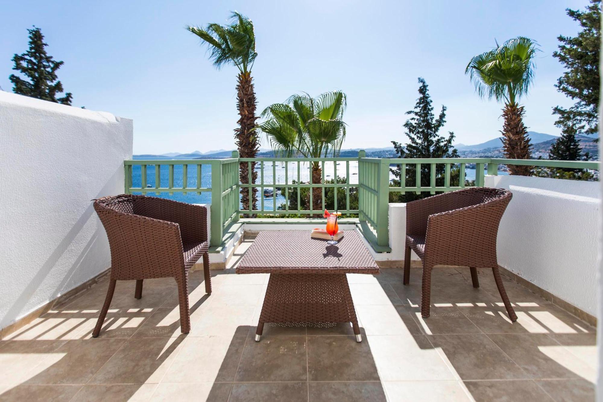 Manastir Hotel & Suites Bodrum Exteriör bild