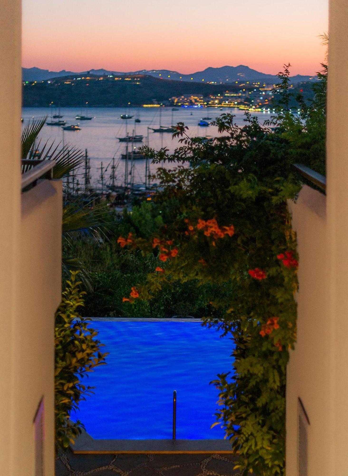 Manastir Hotel & Suites Bodrum Exteriör bild